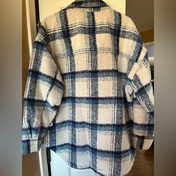 NWT: Anthropologie, Good American Cream and Indigo Plaid Jacket - sold out - Picture 12 of 12